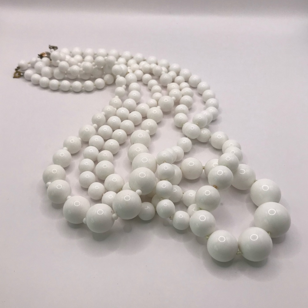 3 Elegant White Acrylic Beaded Layering Necklaces - Picture 6 of 12